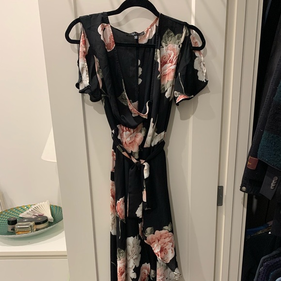 (SOLD) Dynamite Floral Wrap Dress - Picture 3 of 3